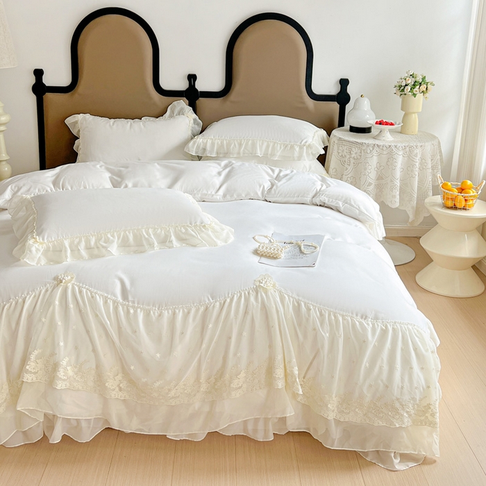 91家纺网 家纺一手货源 找家纺 艺玲家纺 2025新款糯小棉爱丽莎雪纺花边四件套 爱丽莎-白