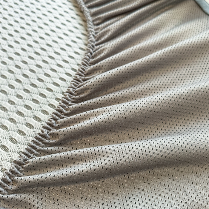 91家纺网 家纺一手货源 找家纺 迪乐妮 2025新款真冰藤印花床笠款凉席 花语