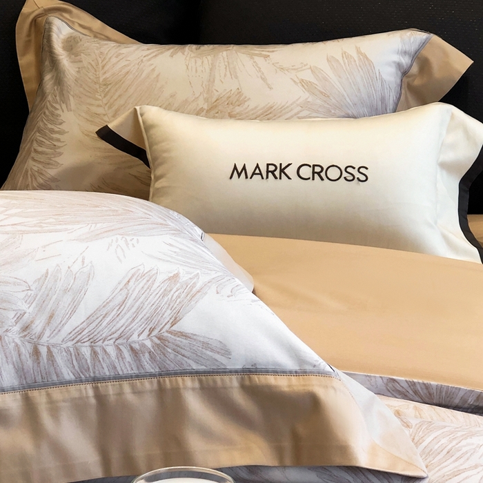 91家纺网 家纺一手货源 找家纺 佳汐蓝2025新款典雅诗意花卉全棉印花四件套券后不低于438/458元 烟火星辰-日落桔