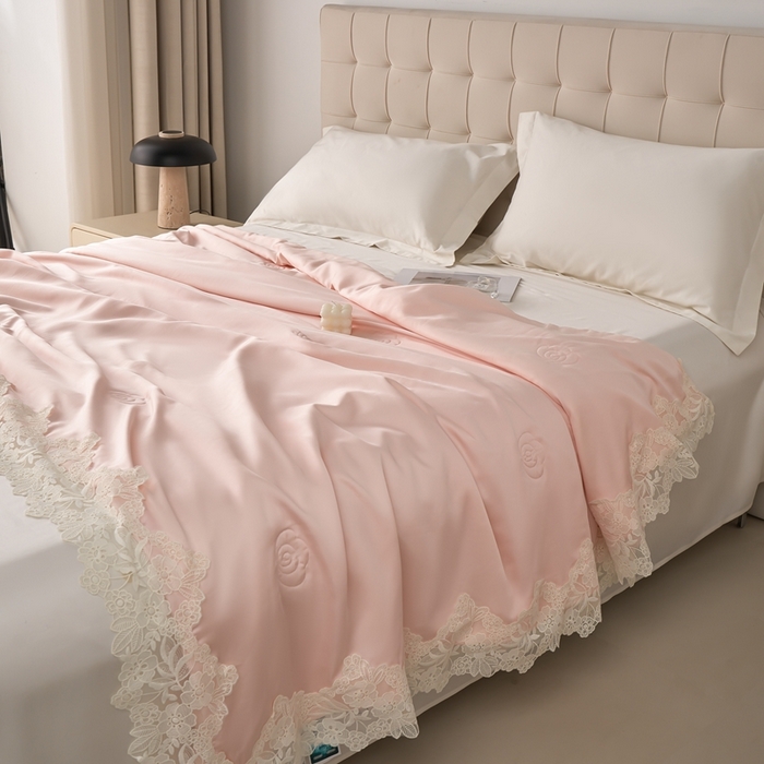 91家纺网 家纺一手货源 找家纺 朴罗 （ 原岚图）  2025新款轻奢法式天丝夏凉被 （含蚕丝） 粉色