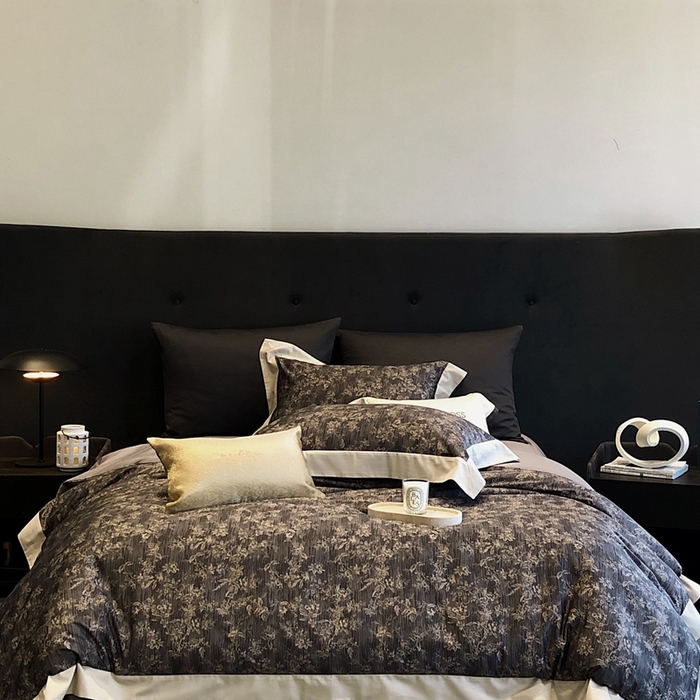 91家纺网 家纺一手货源 找家纺 佳汐蓝2025新款典雅诗意花卉全棉印花四件套券后不低于438/458元 柏林庄园-游牧灰