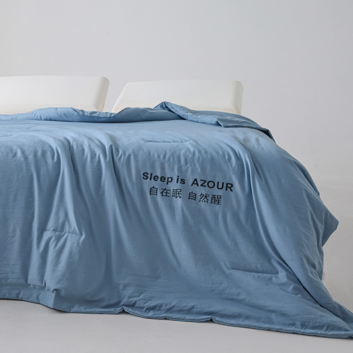 91家纺网 家纺一手货源 找家纺 闲鱼家纺 2025新款某朵同款深睡Pro夏被 自在眠  自然醒 普鲁士蓝