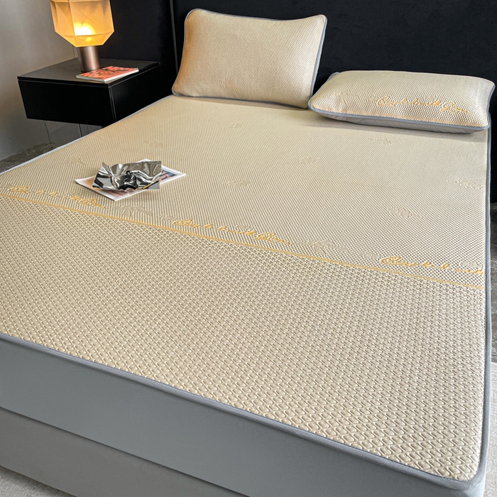 91家纺网 家纺一手货源 找家纺 2025新款提花冰豆豆凉席床笠床席三件套幸运草系列 幸运草-米