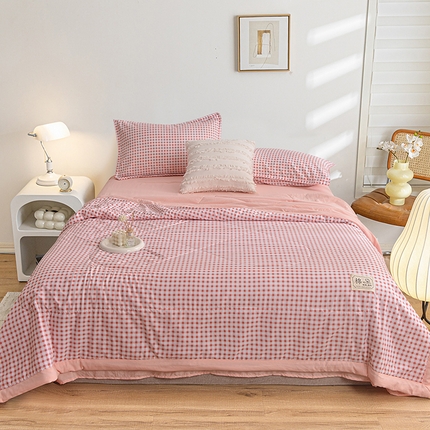 91家纺网 家纺一手货源 找家纺 （总）小鱼儿家纺 2025新款A类母婴级高克重色织水洗棉100%新疆棉花被夏被空调被夏凉被纯手工包边被子被芯可机洗