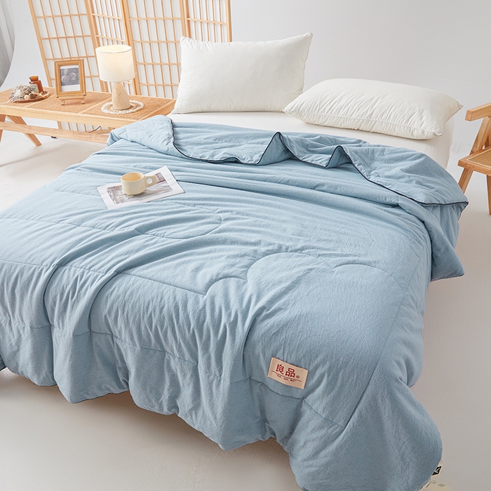 91家纺网 家纺一手货源 找家纺 熙宴家纺 2025新款纯色水洗棉新疆棉花夏被 雾蓝