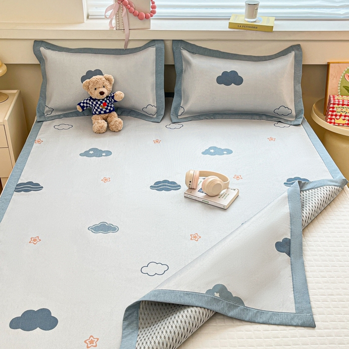 91家纺网 家纺一手货源 找家纺 迪乐妮 2025新款印花真冰藤冰凉席 蓝天白云