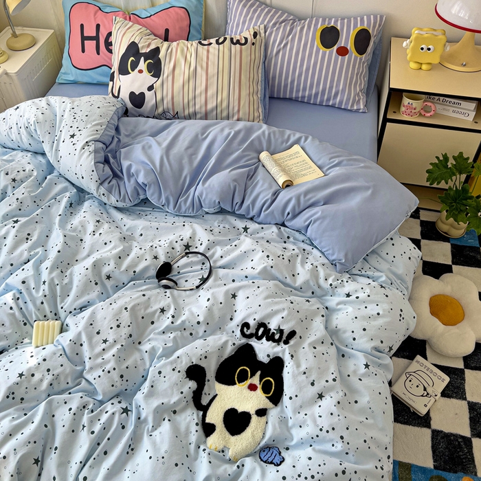 91家纺网 家纺一手货源 找家纺 一霖家纺 2025新款高克重云朵棉数码印花＋毛巾绣四件套 黑色小猫