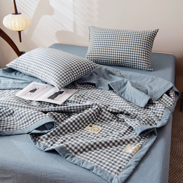 91家纺网 家纺一手货源 找家纺 鑫棉坊 2025新款全棉色织水洗棉A类棉花夏被可机洗空调被四件套床单枕套 欢乐