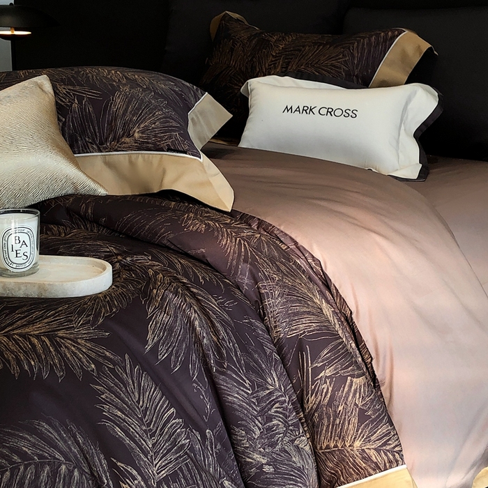 91家纺网 家纺一手货源 找家纺 佳汐蓝2025新款典雅诗意花卉全棉印花四件套券后不低于438/458元 烟火星辰-曜夜黑