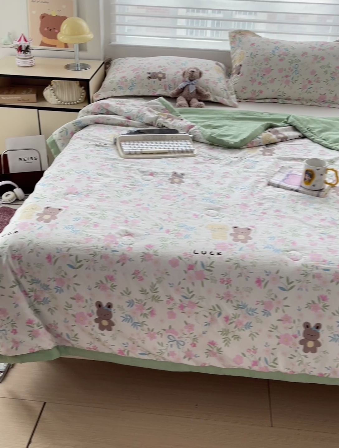 91家纺网 家纺一手货源 找家纺 富艺隆 2025新款水洗棉双层纱夏被 静谧