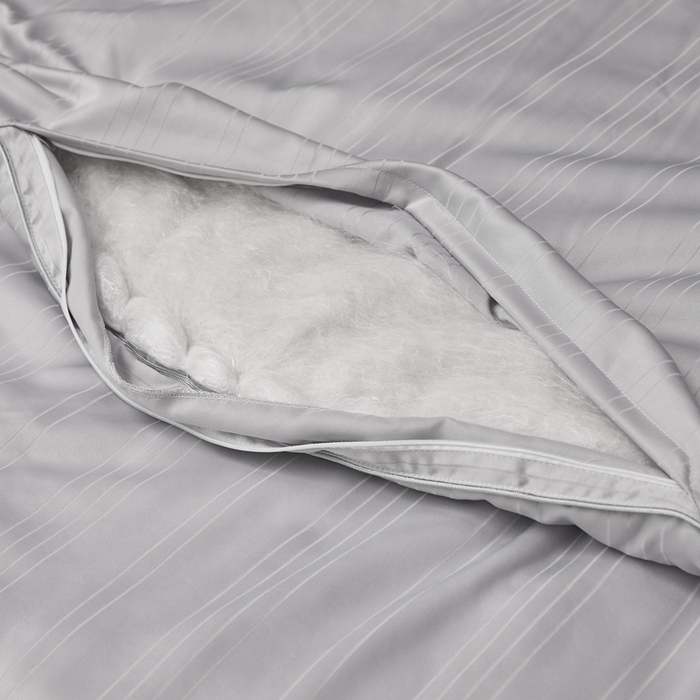 91家纺网 家纺一手货源 找家纺 金同成家纺 2025新款缎条蚕丝被春秋被子母被冬被子被芯 时尚灰