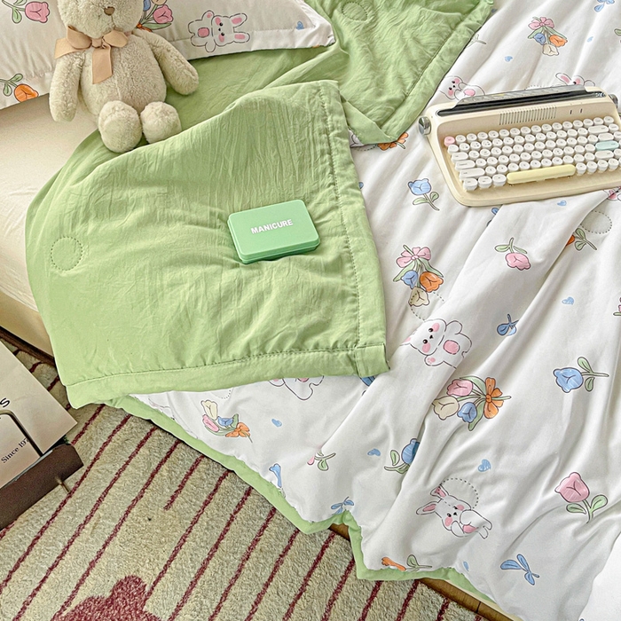 91家纺网 家纺一手货源 找家纺 富艺隆 2025新款水洗棉双层纱夏被 花园小兔