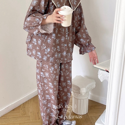 91家纺网 家纺一手货源 找家纺 纽约生活2025新款甜美法式有氧纱大翻领蕾丝套装家居服 花蝶仙子