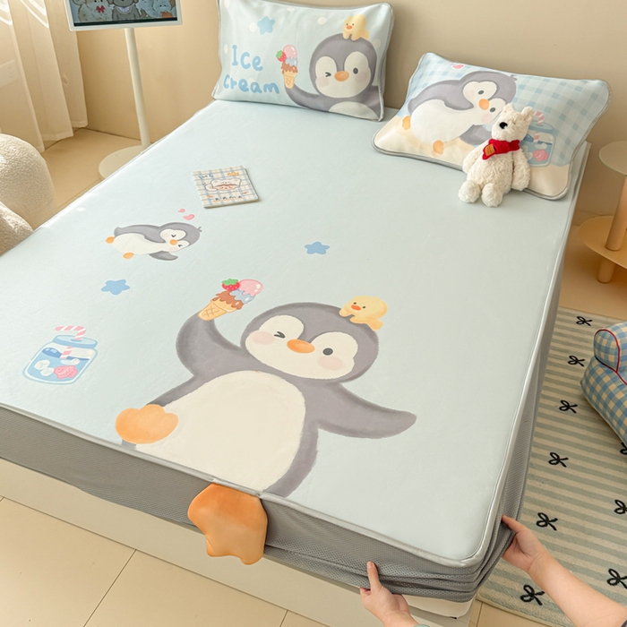 91家纺网 家纺一手货源 找家纺 慕尚家纺 2025新款凉感卡通工艺席床笠-企鹅宝宝