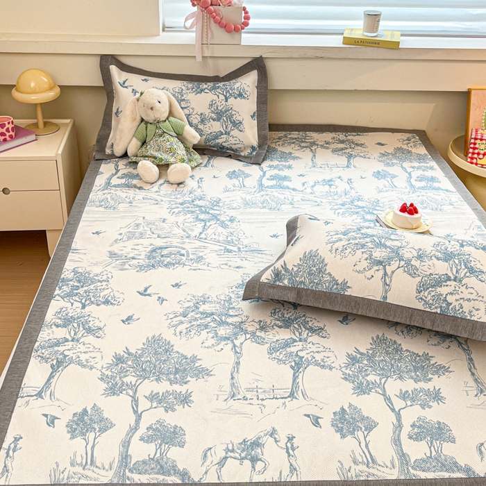 91家纺网 家纺一手货源 找家纺 迪乐妮 2025新款印花真冰藤冰凉席 丛林间-蓝