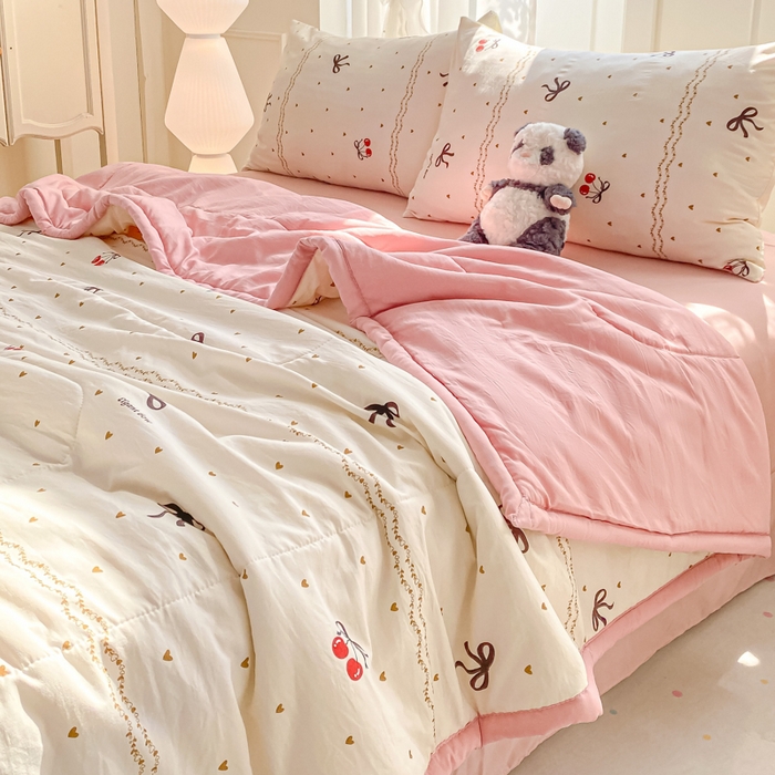 91家纺网 家纺一手货源 找家纺 2025梦初语新款水洗棉印花棉花被 遇见