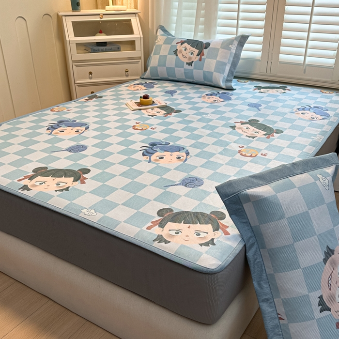 91家纺网 家纺一手货源 找家纺 迪乐妮 2025新款真冰藤印花床笠款凉席 吒儿