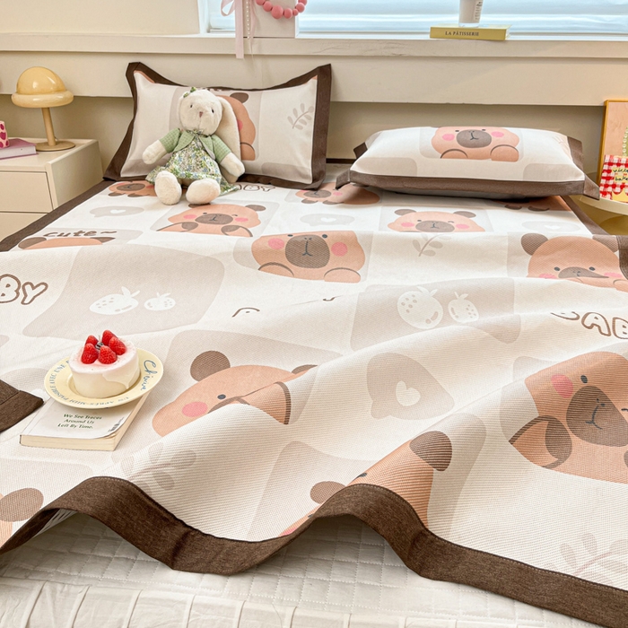 91家纺网 家纺一手货源 找家纺 迪乐妮 2025新款印花真冰藤冰凉席 卡皮巴拉