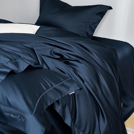 佳汐蓝 2025新款奢简高支棉柔雾奢缎长绒棉四件套券后不低于628/648元 风暴蓝