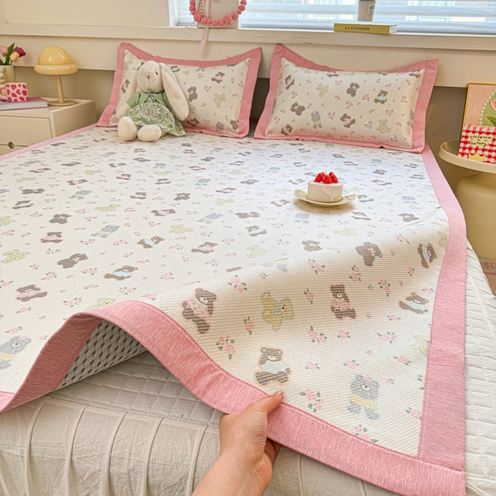 91家纺网 家纺一手货源 找家纺 迪乐妮 2025新款印花真冰藤冰凉席 小熊乐园