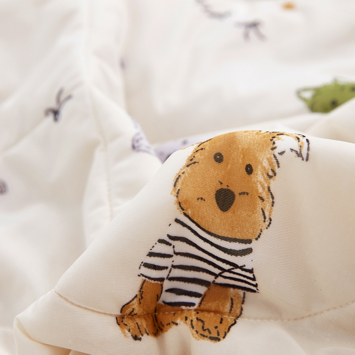 91家纺网 家纺一手货源 找家纺 丝涟家居 2025新款A类卡通小清新双面印花凉感丝夏被雪纳瑞