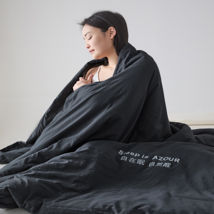 91家纺网 家纺一手货源 找家纺 闲鱼家纺 2025新款某朵同款深睡Pro夏被 自在眠  自然醒 深灰