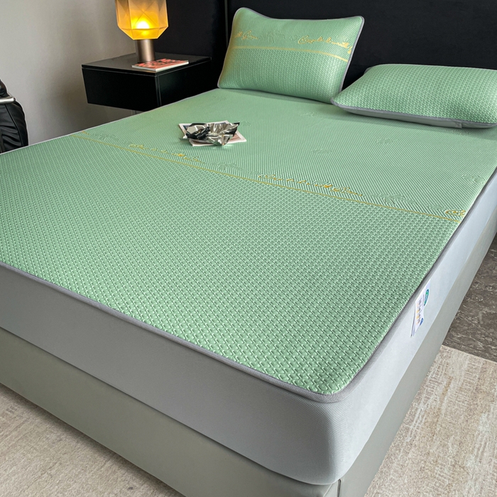 91家纺网 家纺一手货源 找家纺 2025新款提花冰豆豆凉席床笠床席三件套幸运草系列 幸运草-绿