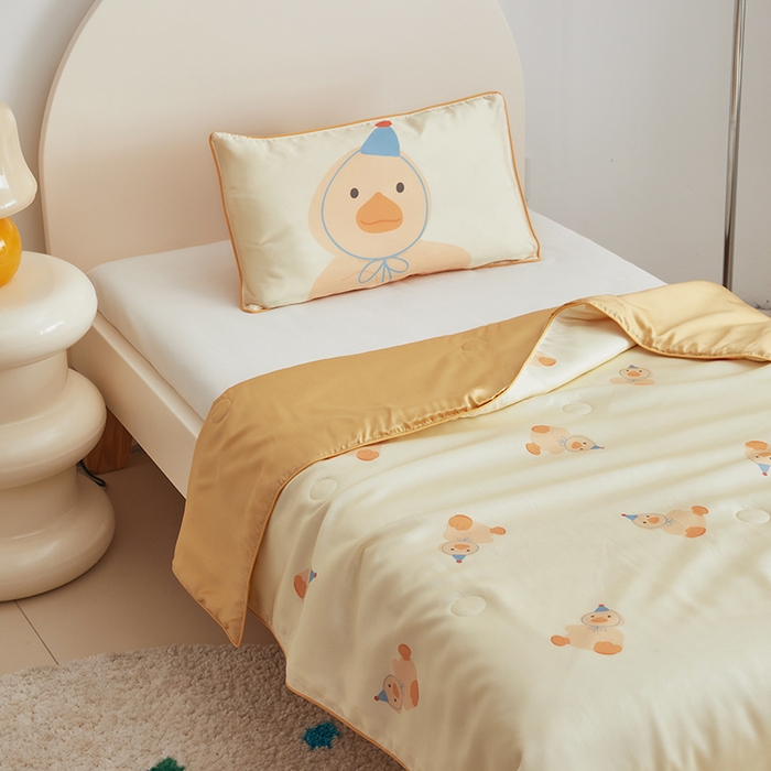 91家纺网 家纺一手货源 找家纺 荷马之梦 2025新款A类60s原创手绘卡通大豆纤维儿童夏被 毛绒鸭