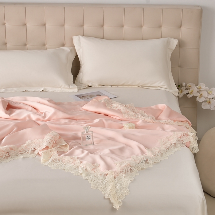 91家纺网 家纺一手货源 找家纺 朴罗 （ 原岚图）  2025新款轻奢法式天丝夏凉被 （含蚕丝） 粉色