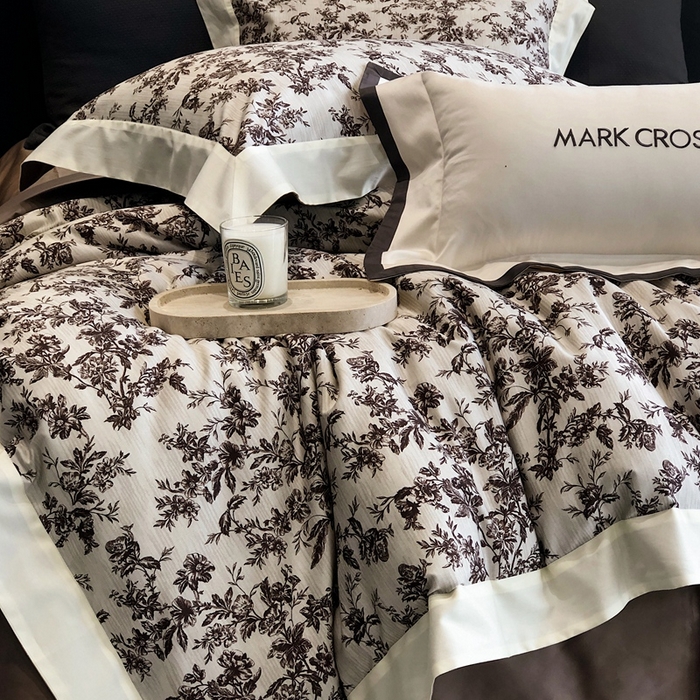 91家纺网 家纺一手货源 找家纺 佳汐蓝2025新款典雅诗意花卉全棉印花四件套券后不低于438/458元 柏林庄园-奢红棕