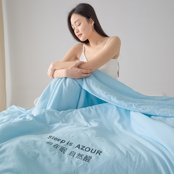 91家纺网 家纺一手货源 找家纺 闲鱼家纺 2025新款某朵同款深睡Pro夏被 自在眠  自然醒 克莱茵蓝