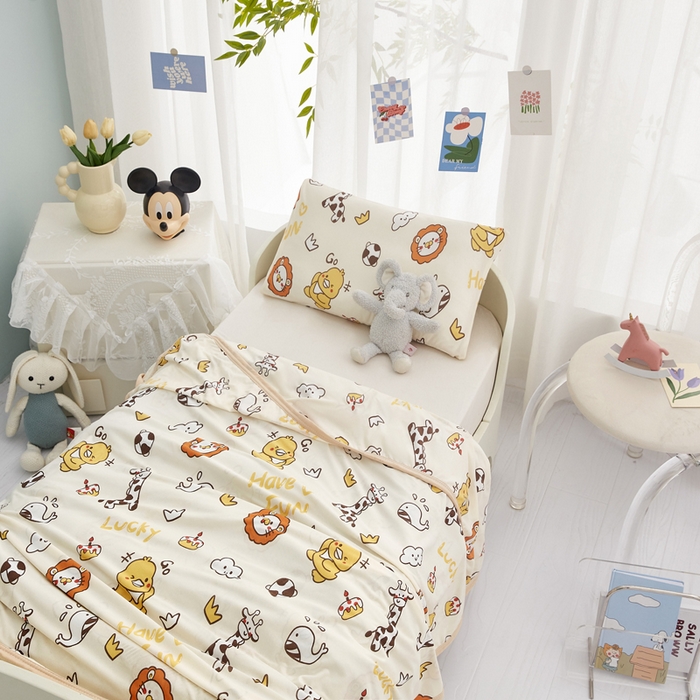 91家纺网 家纺一手货源 找家纺 丝涟家居 2025新款婴儿裸睡级凉感针织毯幼儿园夏被儿童夏被毯子 动物乐园