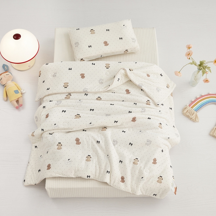 91家纺网 家纺一手货源 找家纺 丝涟家居 2025新款A类双面针织棉卡通小清新滚绳工艺夏被波点狗