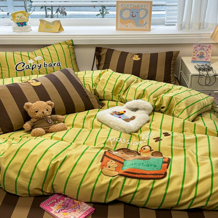 91家纺网 家纺一手货源 找家纺 呗旺鹿 2025新款happy巴拉毛巾绣纯棉四件套 happy巴拉