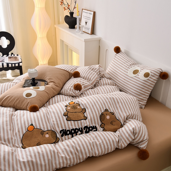 91家纺网 家纺一手货源 找家纺 （总）炫拼家纺 2025新款毛球卡通毛巾绣A类全棉40支水洗棉四件套