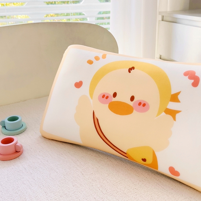 91家纺网 家纺一手货源 找家纺 2025新款卡通凉感丝亲肤枕 你好鸭50*30*4 