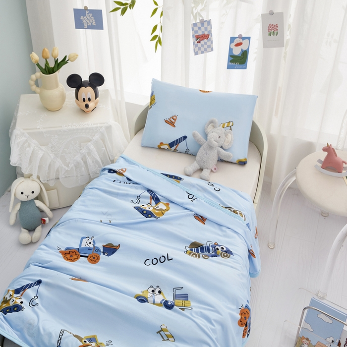 91家纺网 家纺一手货源 找家纺 丝涟家居 2025新款婴儿裸睡级凉感针织毯幼儿园夏被儿童夏被毯子 小挖机