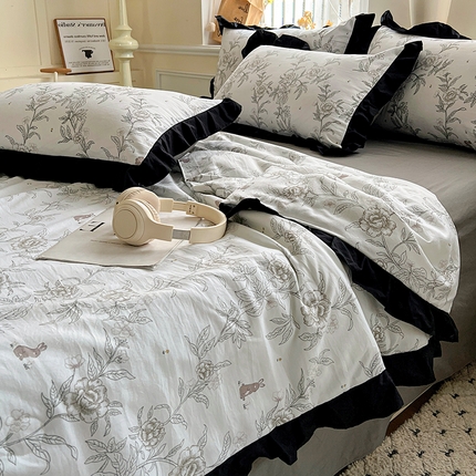 91家纺网 家纺一手货源 找家纺 鑫利来家纺 2025爆款法式赫本风水洗棉韩版荷叶花边云朵棉夏被夏凉被空调被四件套直播爆款 线条花