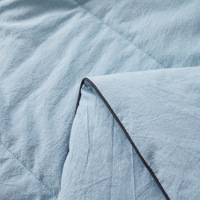 91家纺网 家纺一手货源 找家纺 熙宴家纺 2025新款纯色水洗棉新疆棉花夏被 雾蓝