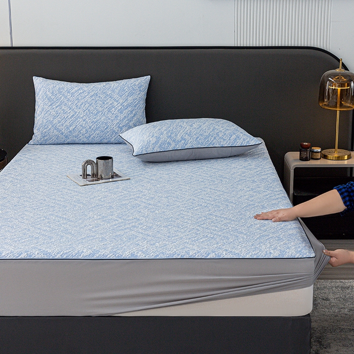 91家纺网 家纺一手货源 找家纺 锦罗绣 2025春夏新款PE中分子凉感提花软凉席席子 流金岁月-蓝 床笠款