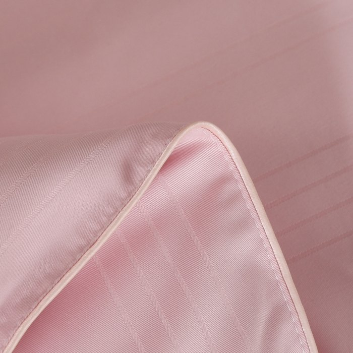 91家纺网 家纺一手货源 找家纺 2025新款全棉缎条贡缎提花被子被芯夏凉被春秋被冬被二合一子母被 豆沙