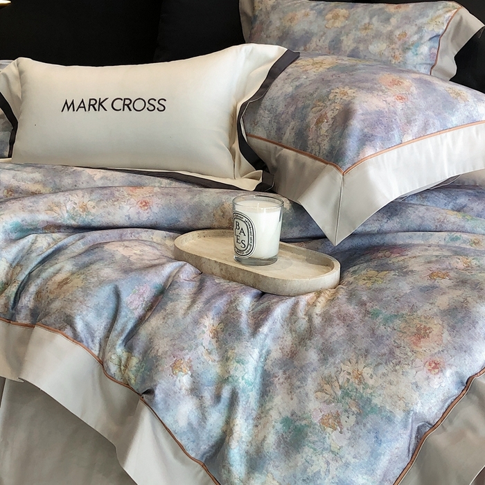 91家纺网 家纺一手货源 找家纺 佳汐蓝2025新款典雅诗意花卉全棉印花四件套券后不低于438/458元 时光之恋-柔雾蓝