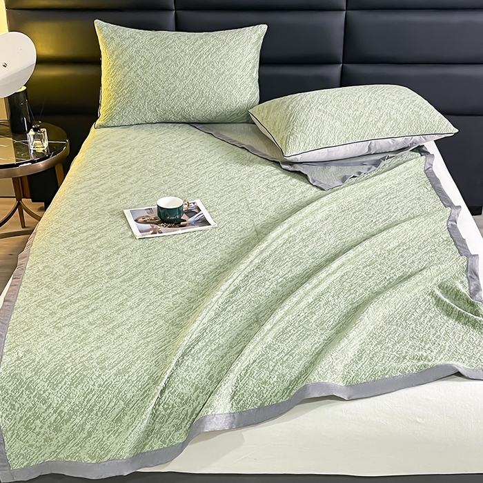 91家纺网 家纺一手货源 找家纺 锦罗绣 2025春夏新款PE中分子凉感提花软凉席席子 流金岁月-绿 床单款