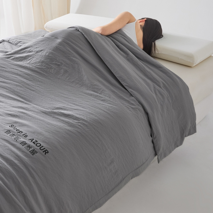 91家纺网 家纺一手货源 找家纺 闲鱼家纺 2025新款某朵同款深睡Pro夏被 自在眠  自然醒 浅灰