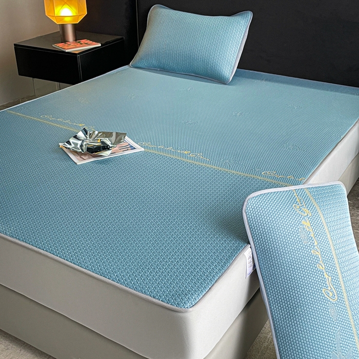 91家纺网 家纺一手货源 找家纺 2025新款提花冰豆豆凉席床笠床席三件套幸运草系列 幸运草-蓝