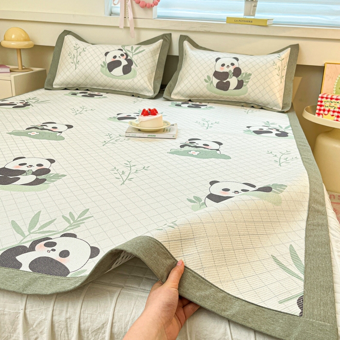 91家纺网 家纺一手货源 找家纺 迪乐妮 2025新款印花真冰藤冰凉席 可爱熊猫