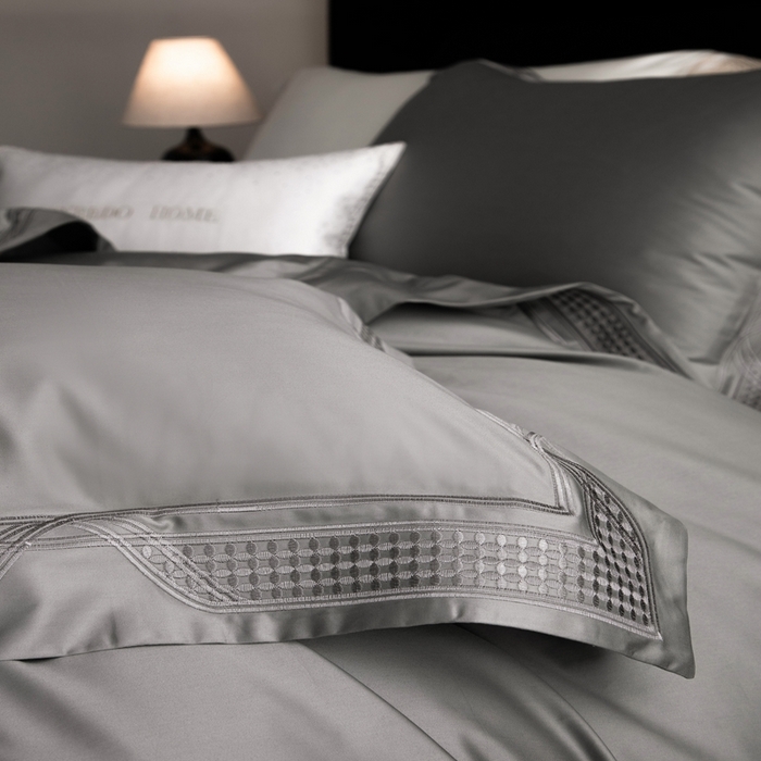 91家纺网 家纺一手货源 找家纺 馨蕊家居 2025春夏新品100s高奢典藏简约全棉系列 棉凯伦-高级灰