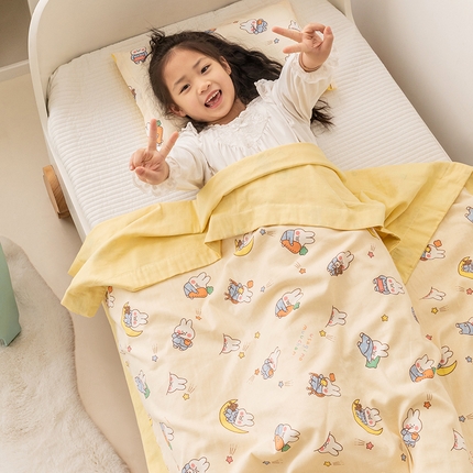 91家纺网 家纺一手货源 找家纺 嗨生活 2025年 7A抗菌全棉双层纱夏被  纱布夏被盖毯  儿童夏被 幼儿园夏被 狮子王国