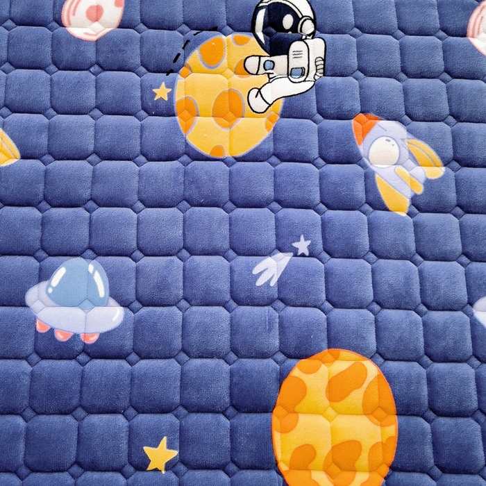 91家纺网 家纺一手货源 找家纺 梵赫家纺2024新款牛奶绒床护垫床垫幼儿园床垫儿童床垫可水洗 垫套-太空旅行