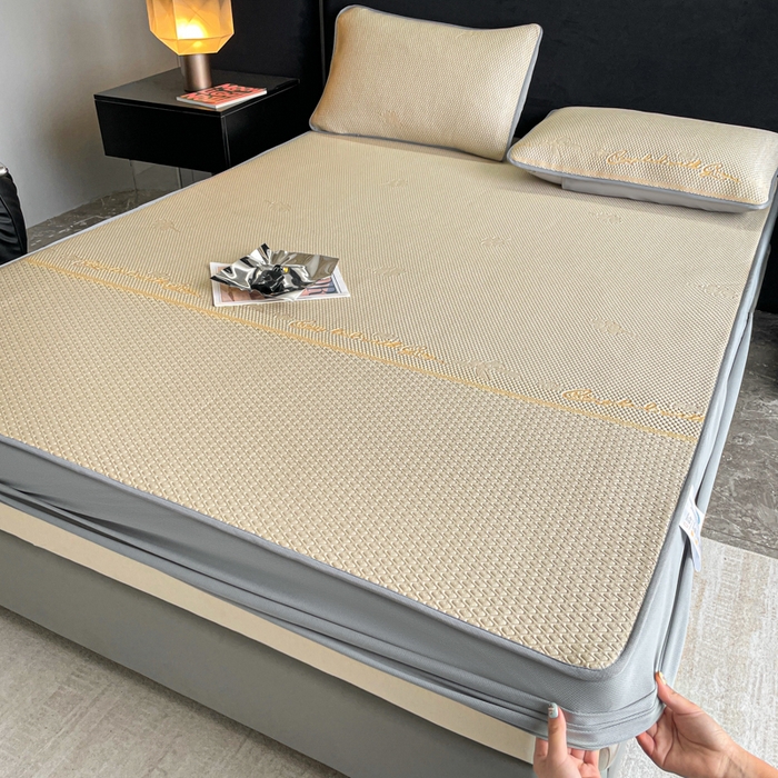 91家纺网 家纺一手货源 找家纺 2025新款提花冰豆豆凉席床笠床席三件套幸运草系列 幸运草-米